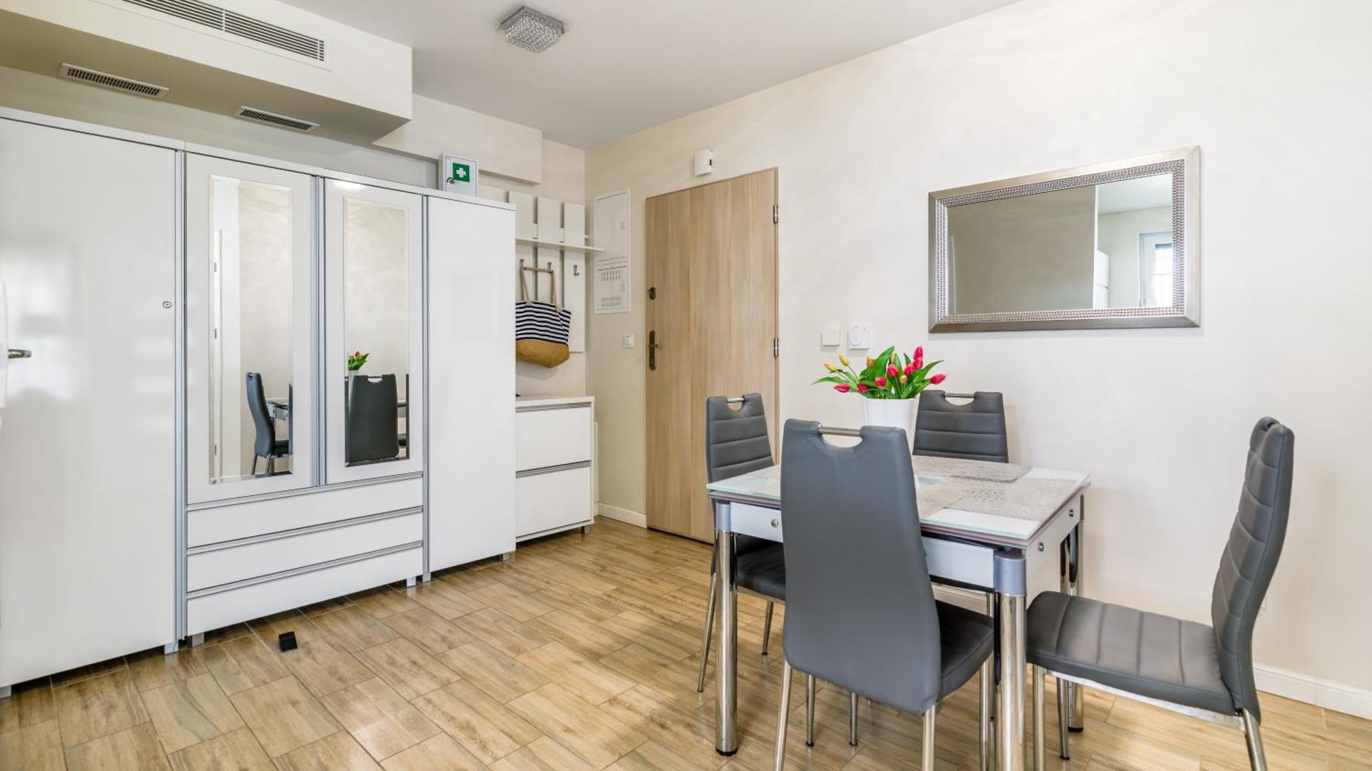 Apartamenty Piamola Jantar Park Dış mekan fotoğraf
